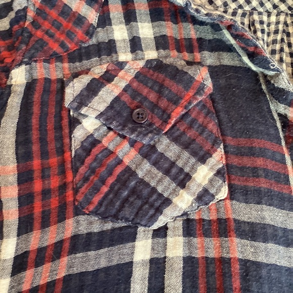 Rails Button Up - Picture 3 of 4